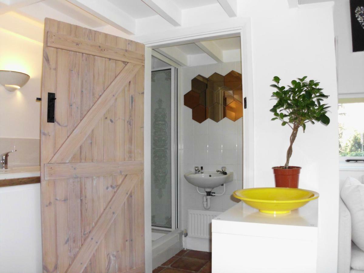 Unique Cottage Retreat Brighton Phòng bức ảnh